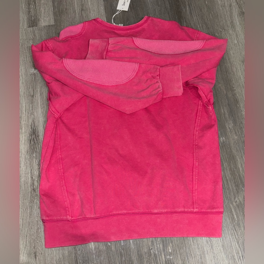 Sweater - Picture 6 of 6